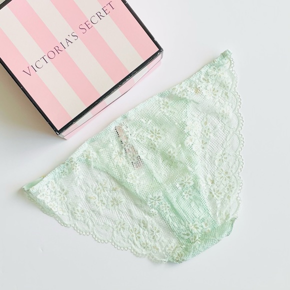 LARGE Victoria’s Secret green lace bikini panties - Picture 5 of 6